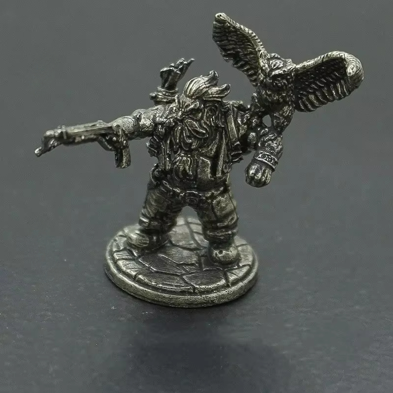 Statua di guerriero nano in mi - Board Game Vantage recensione e prezzo