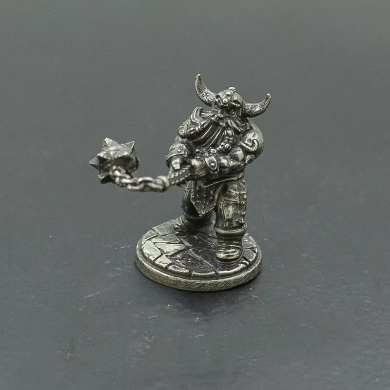 Statua di guerriero nano in mi - Board Game Vantage recensione e prezzo